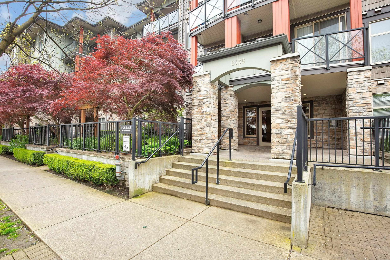 Listing Image 3