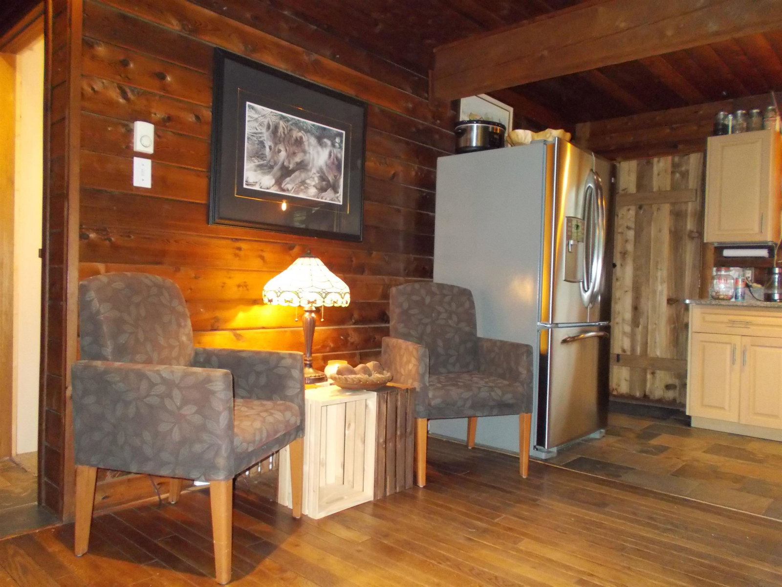 Listing Image 12