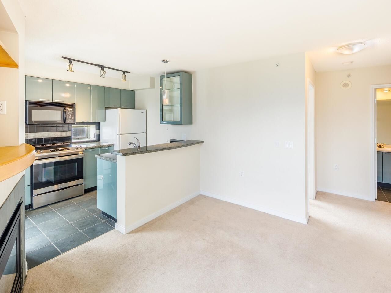 Listing Image 20