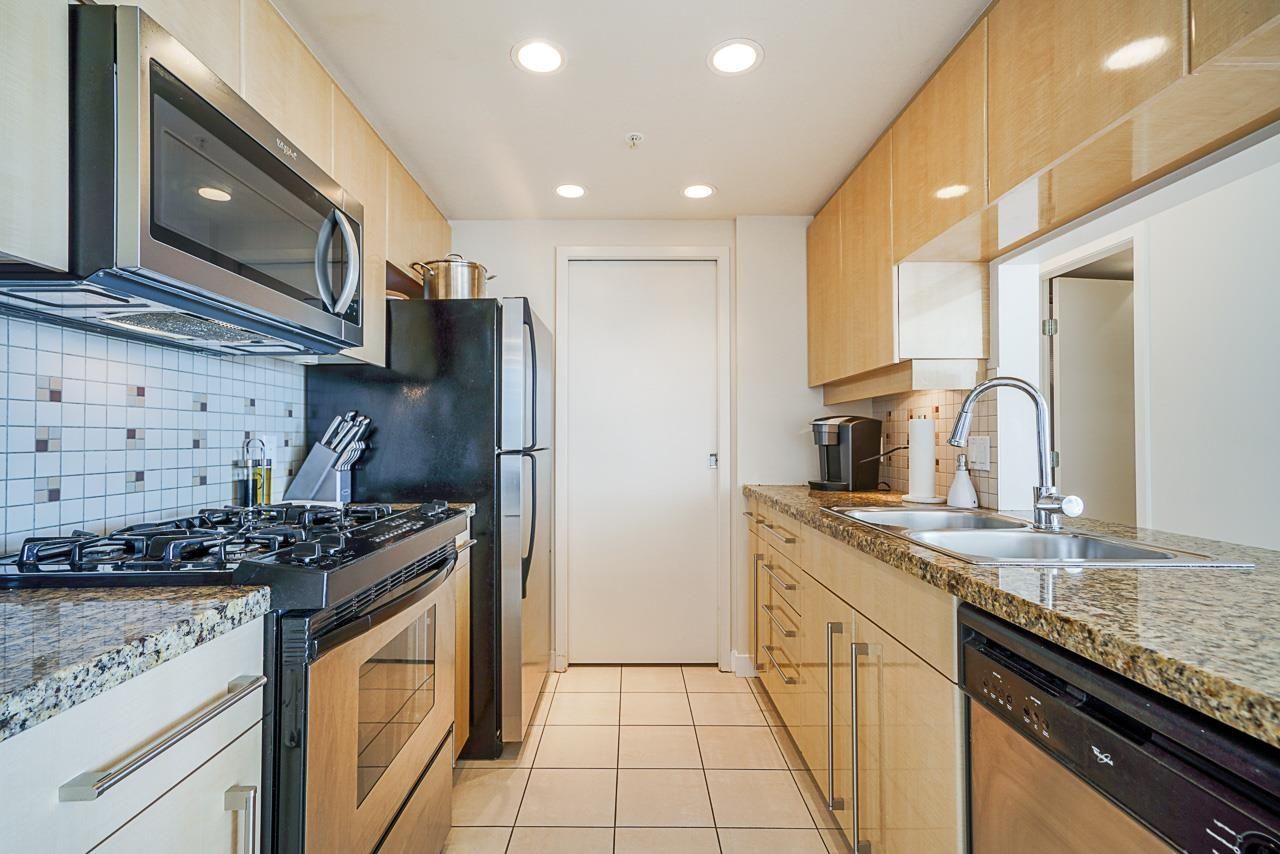 Listing Image 16