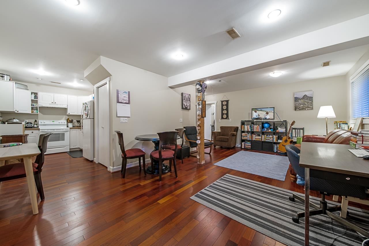 Listing Image 22