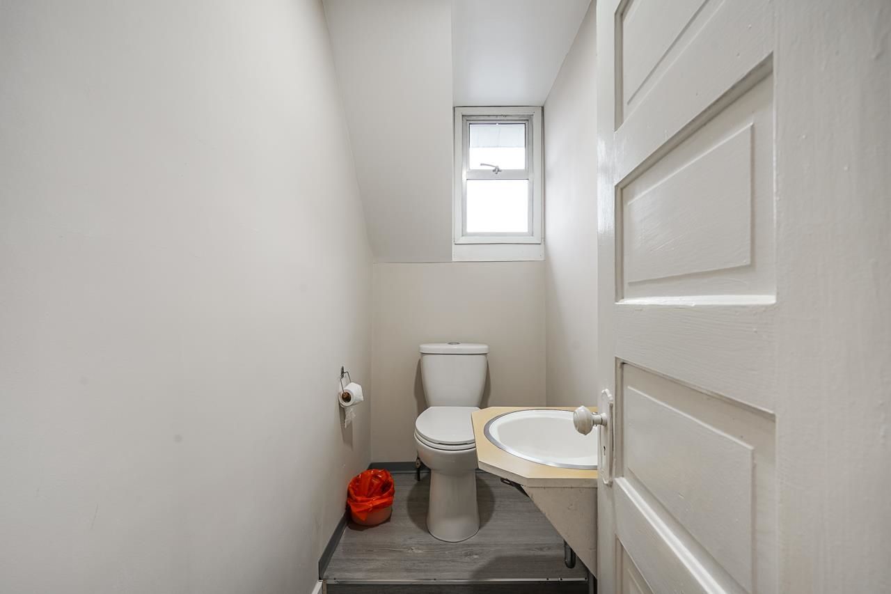 Listing Image 23