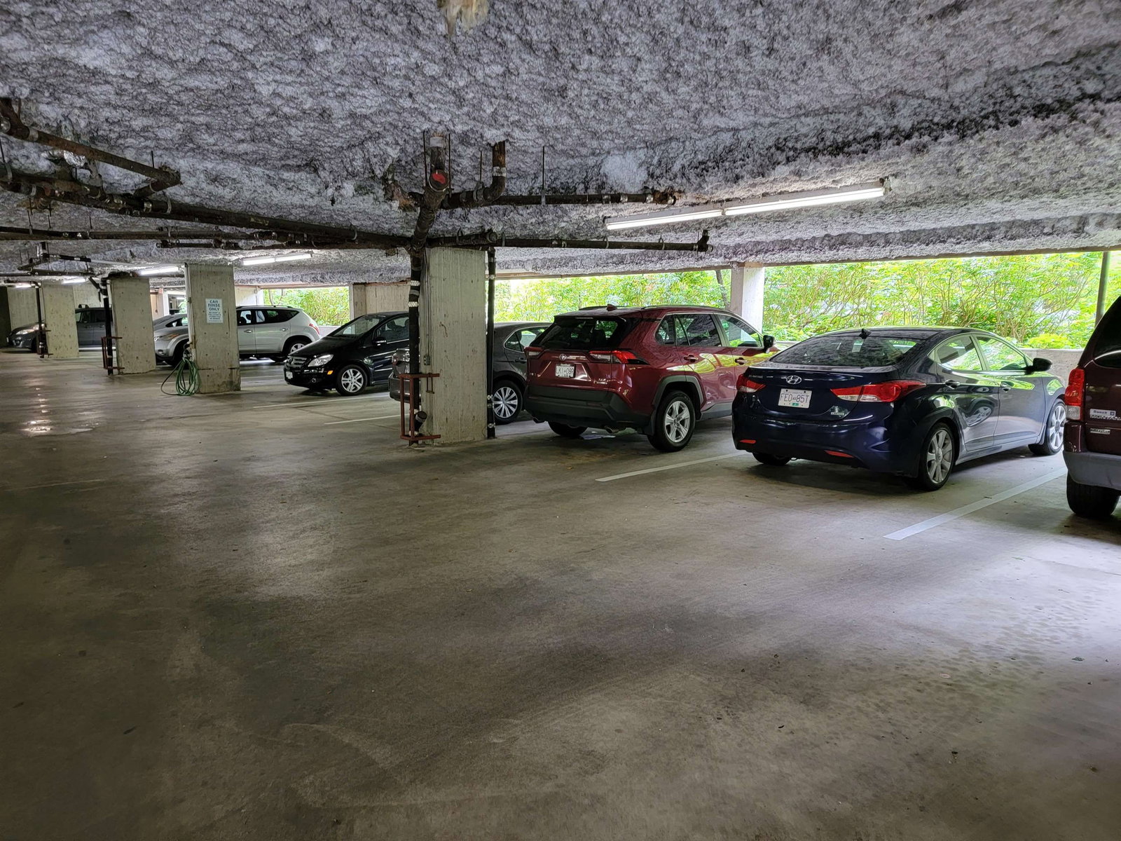 Listing Image 14