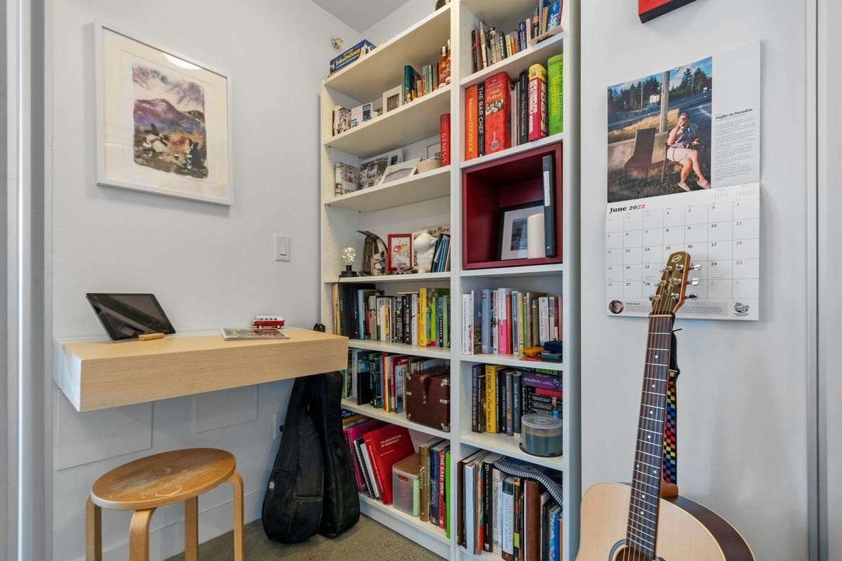 Listing Image 15