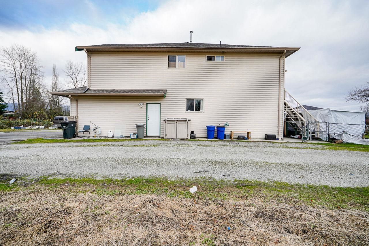 Listing Image 5