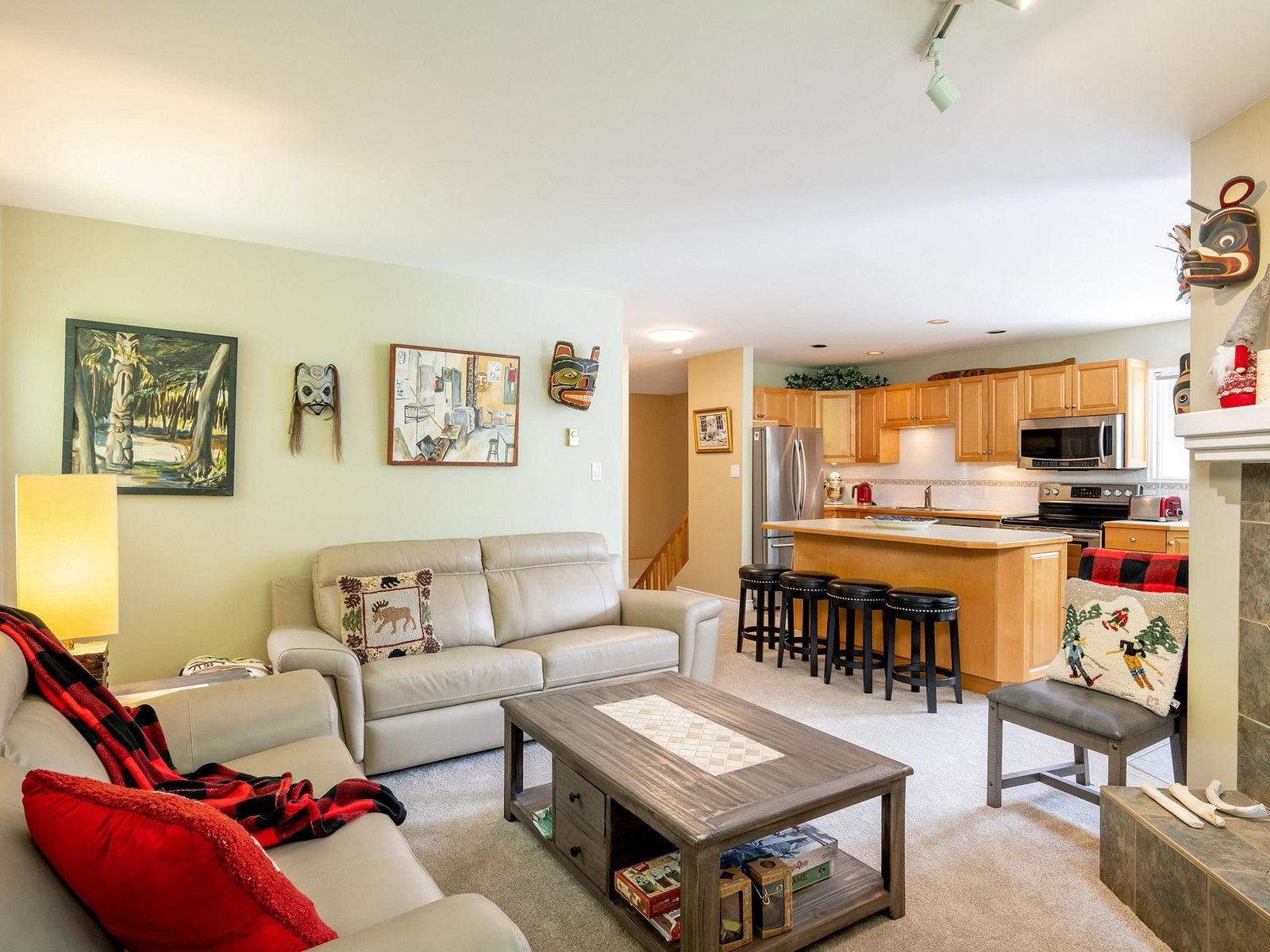Listing Image 5