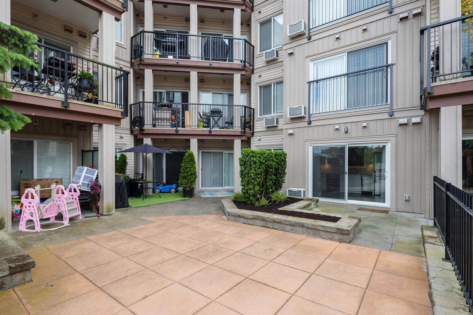 Listing Image 18