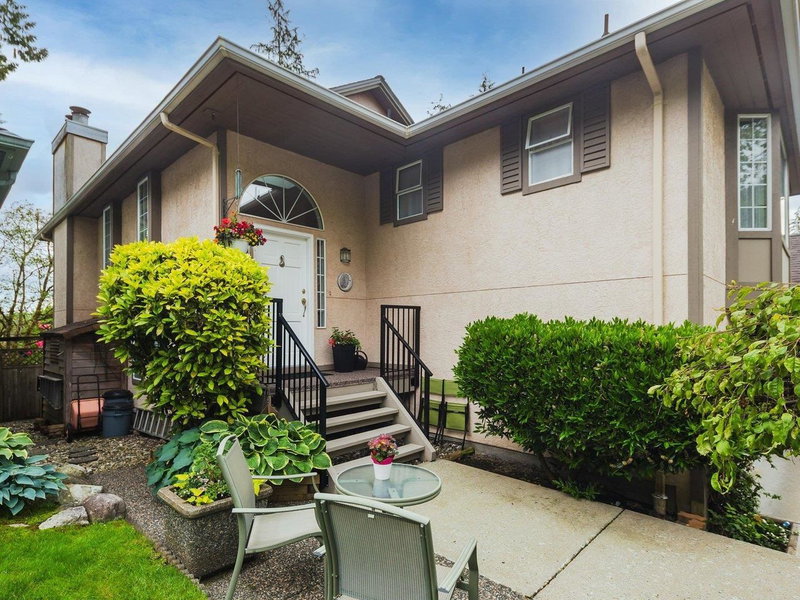 3985 Frames Place, North Vancouver, V7G 2M5 | Image 3