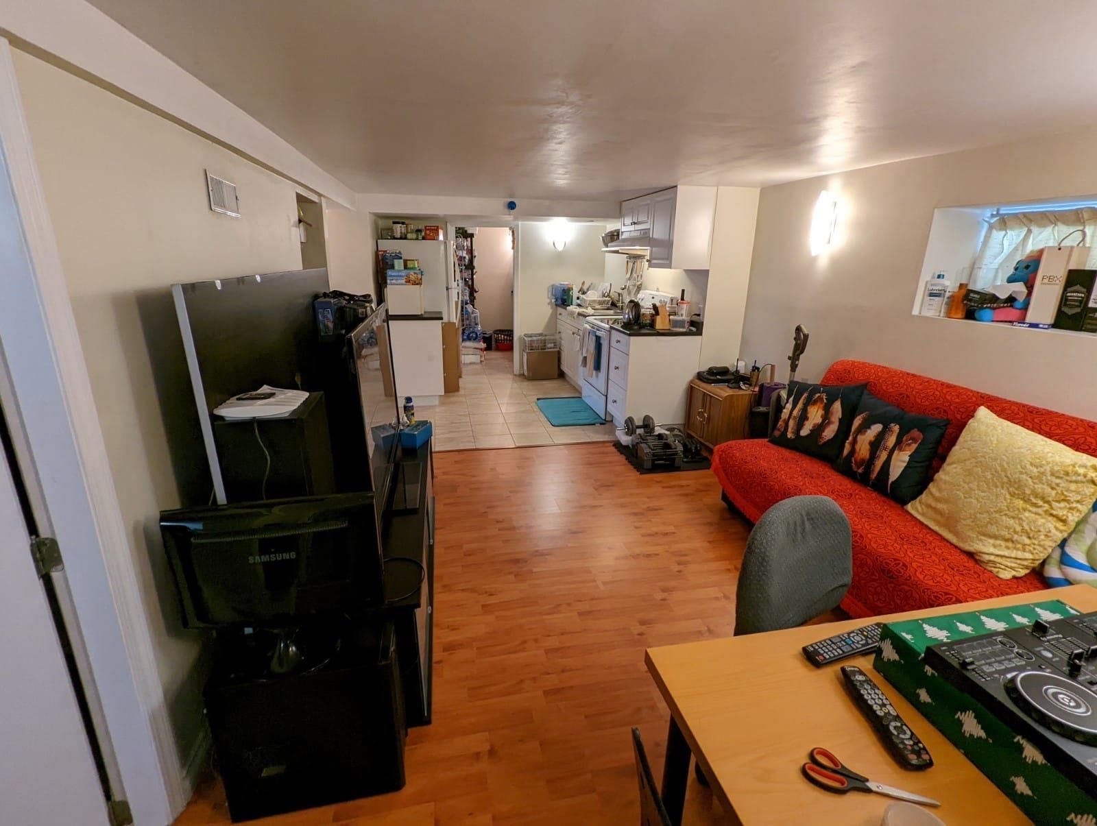 Listing Image 14