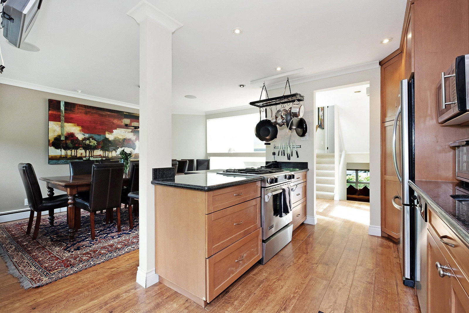Listing Image 9