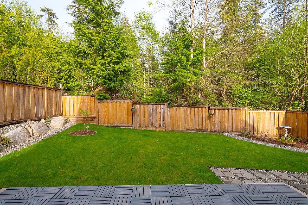 Listing Image 8