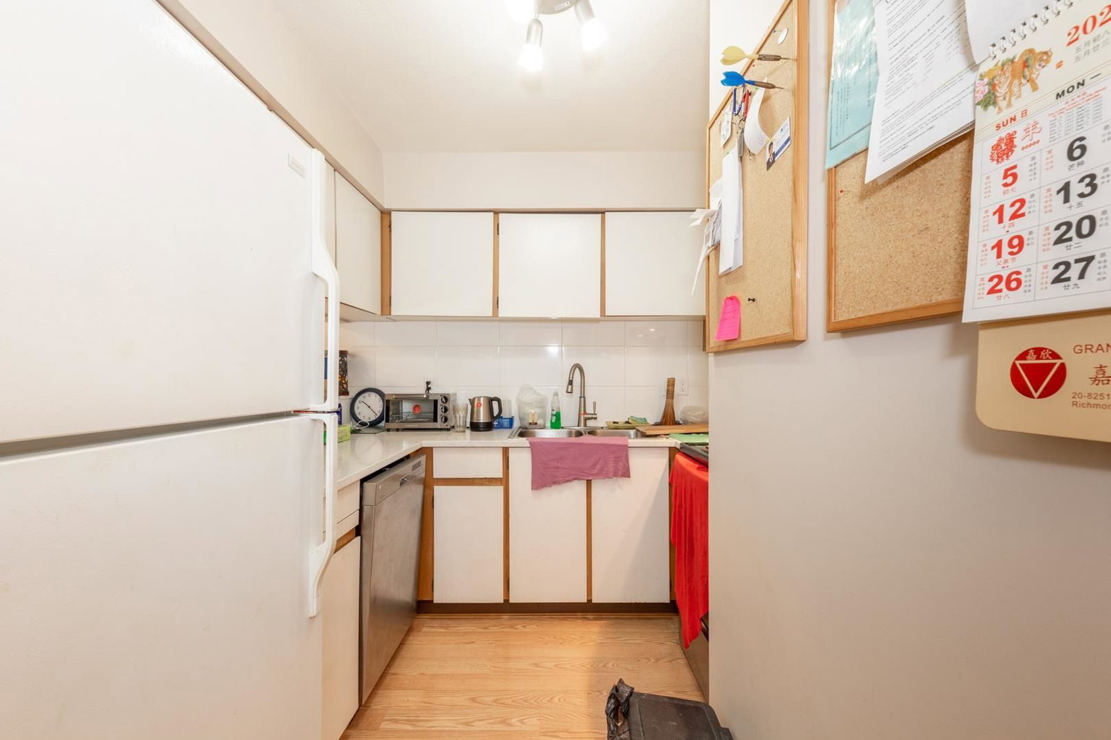 Listing Image 16