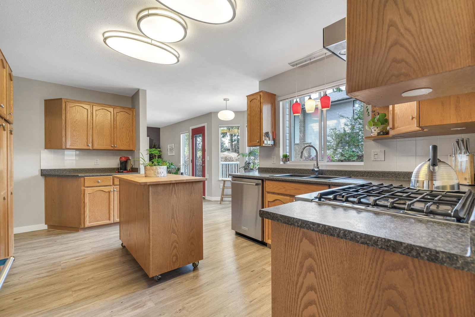 Listing Image 13