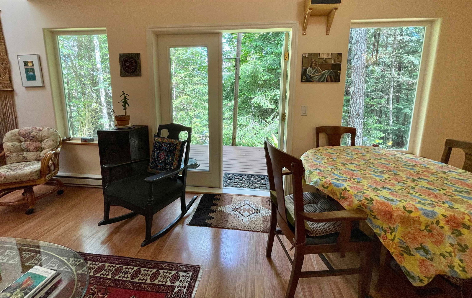 Listing Image 10
