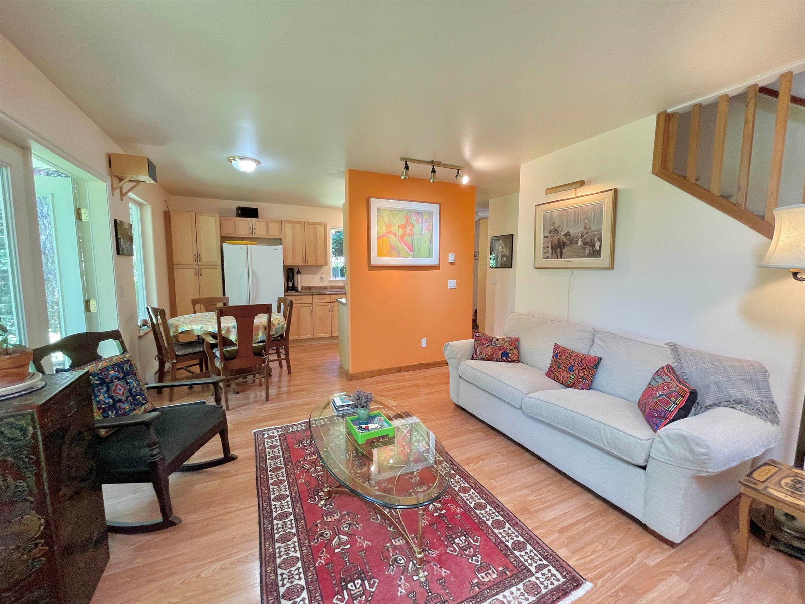 Listing Image 11