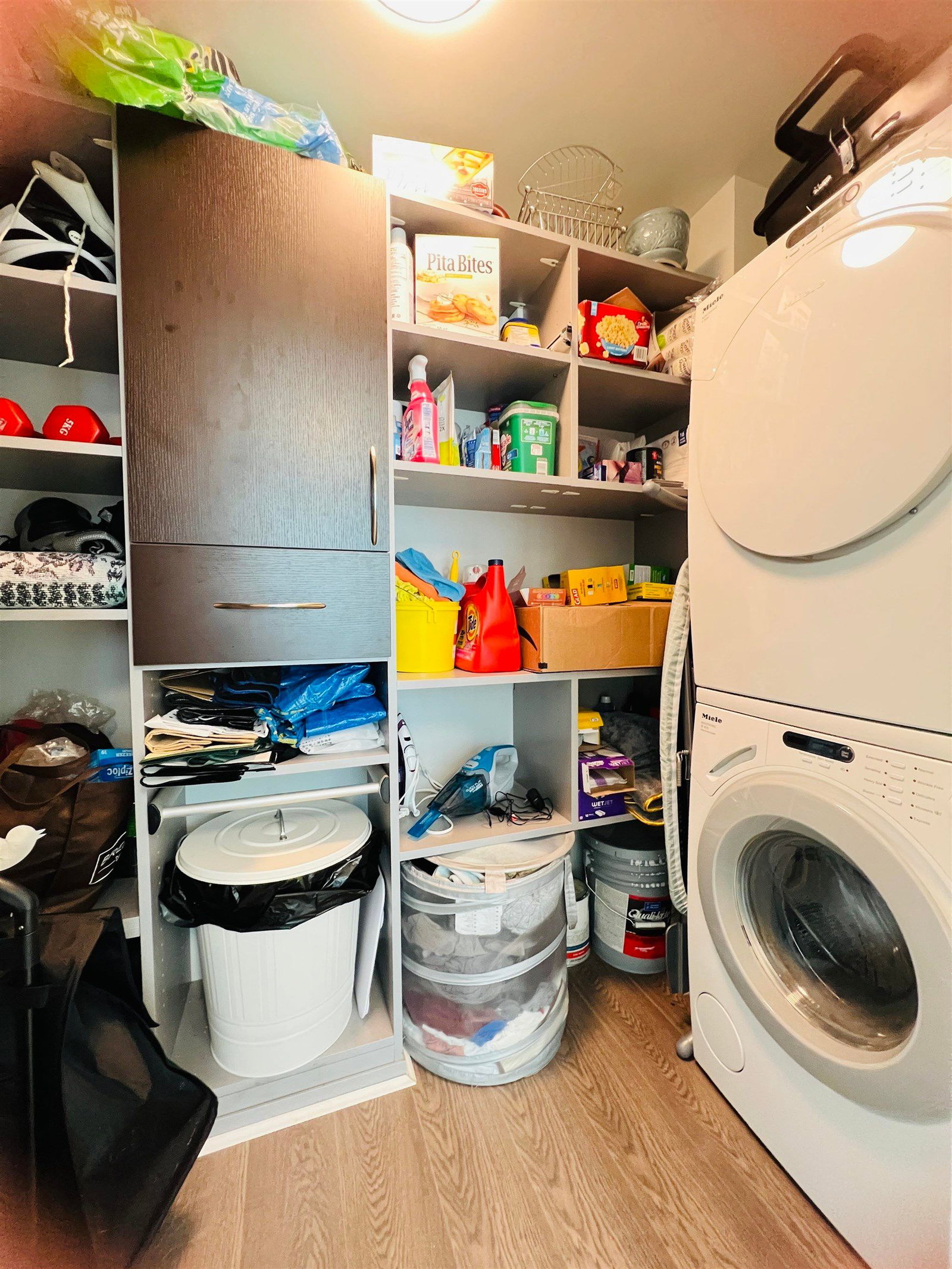 Listing Image 11