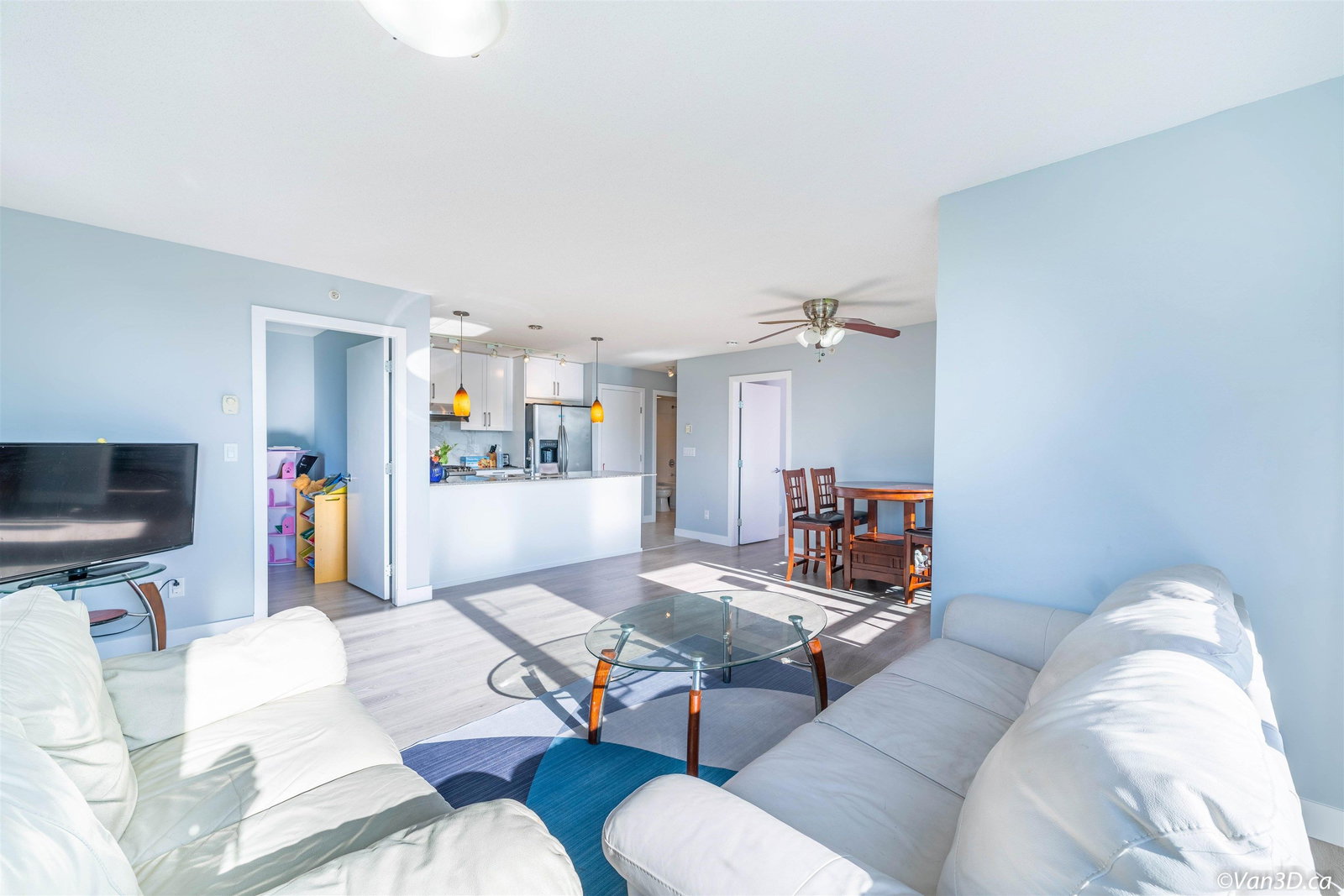Listing Image 9