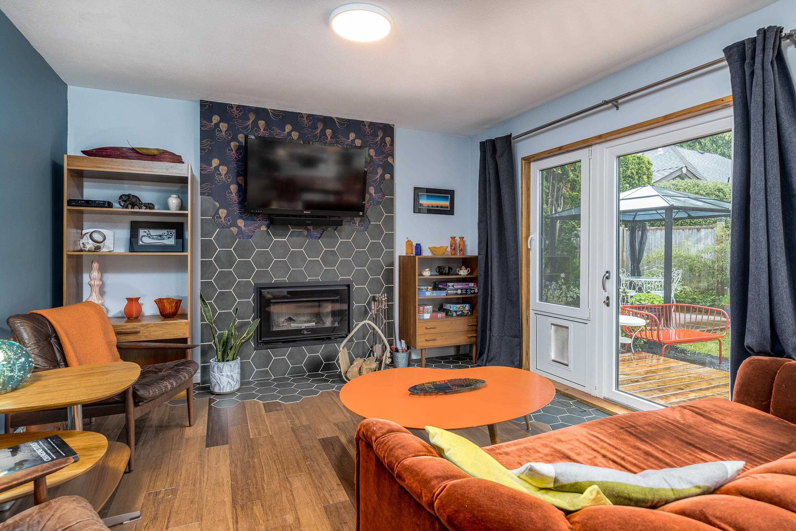 Listing Image 15