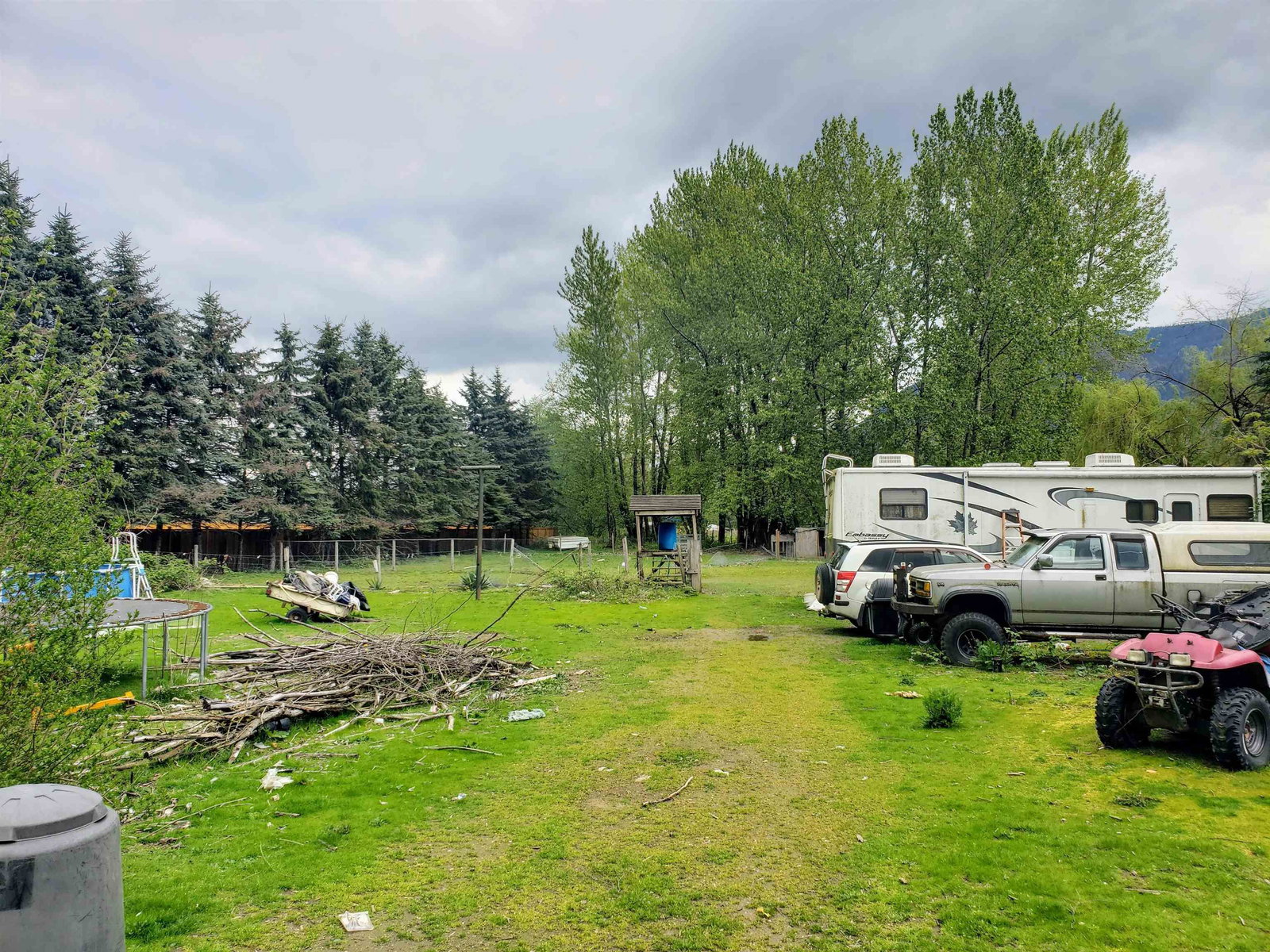 Listing Image 8