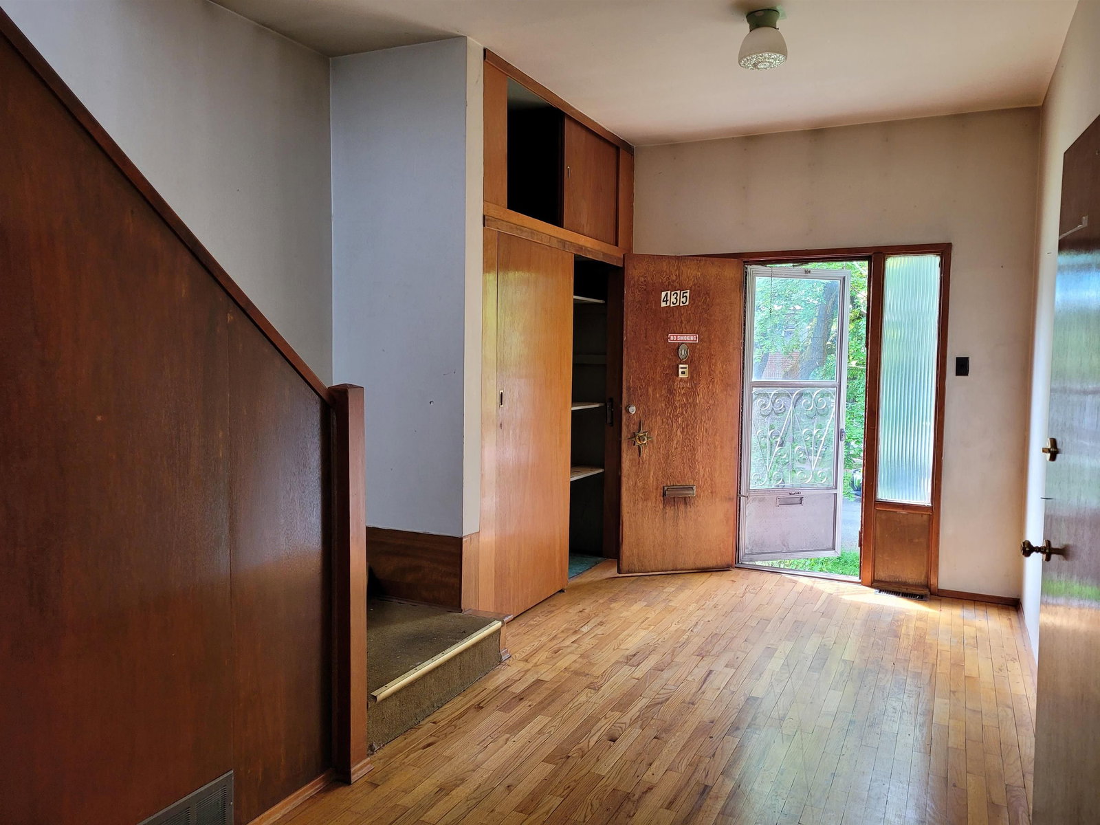 Listing Image 11