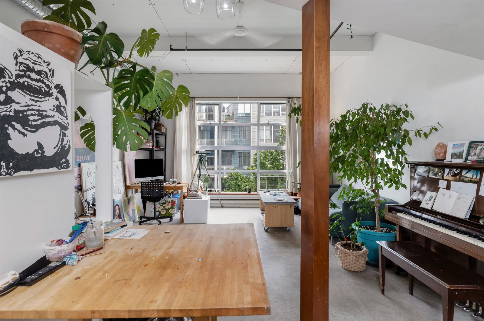 Listing Image 10
