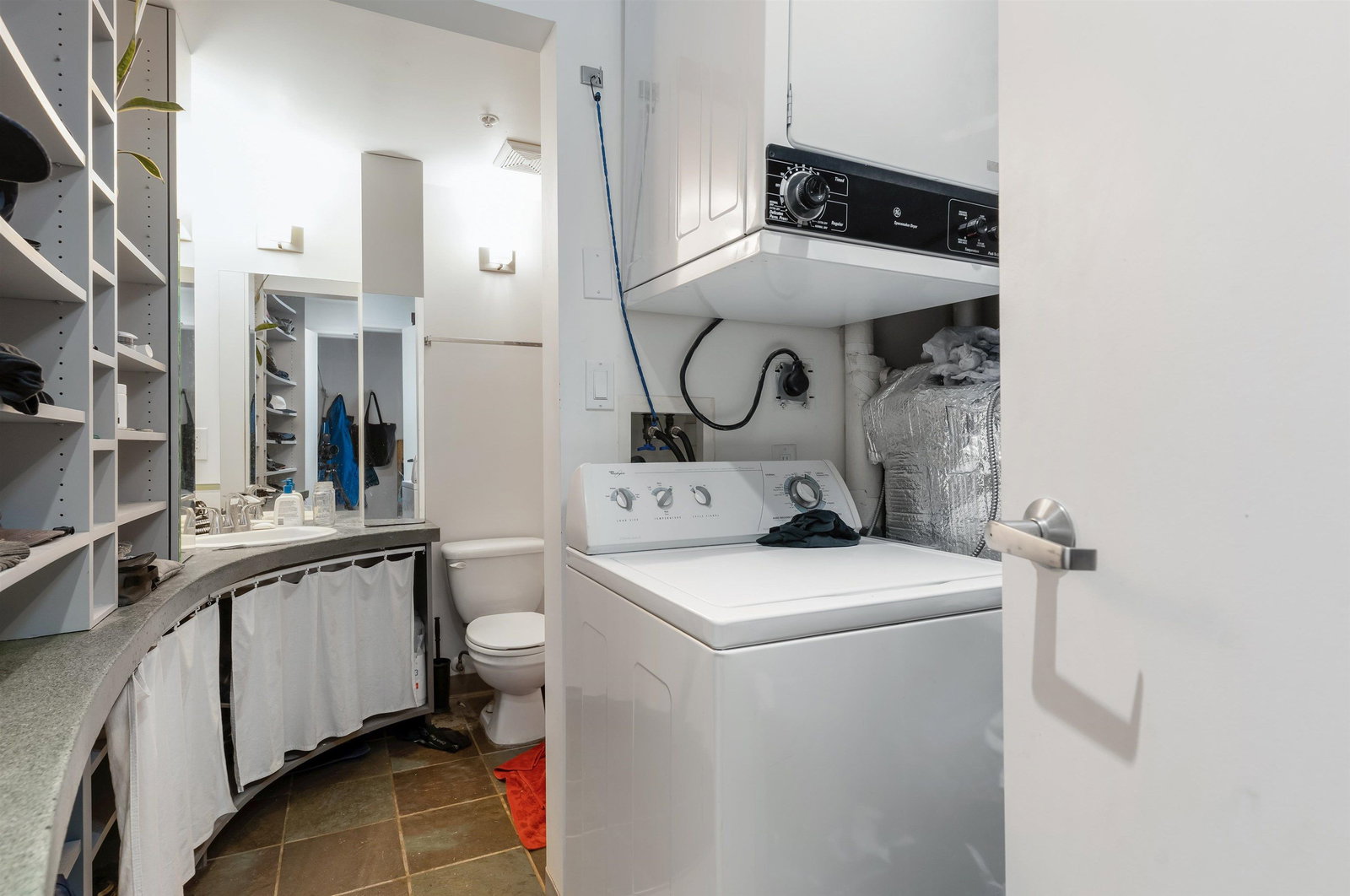 Listing Image 17