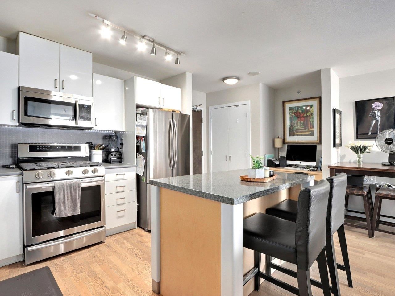 Listing Image 13