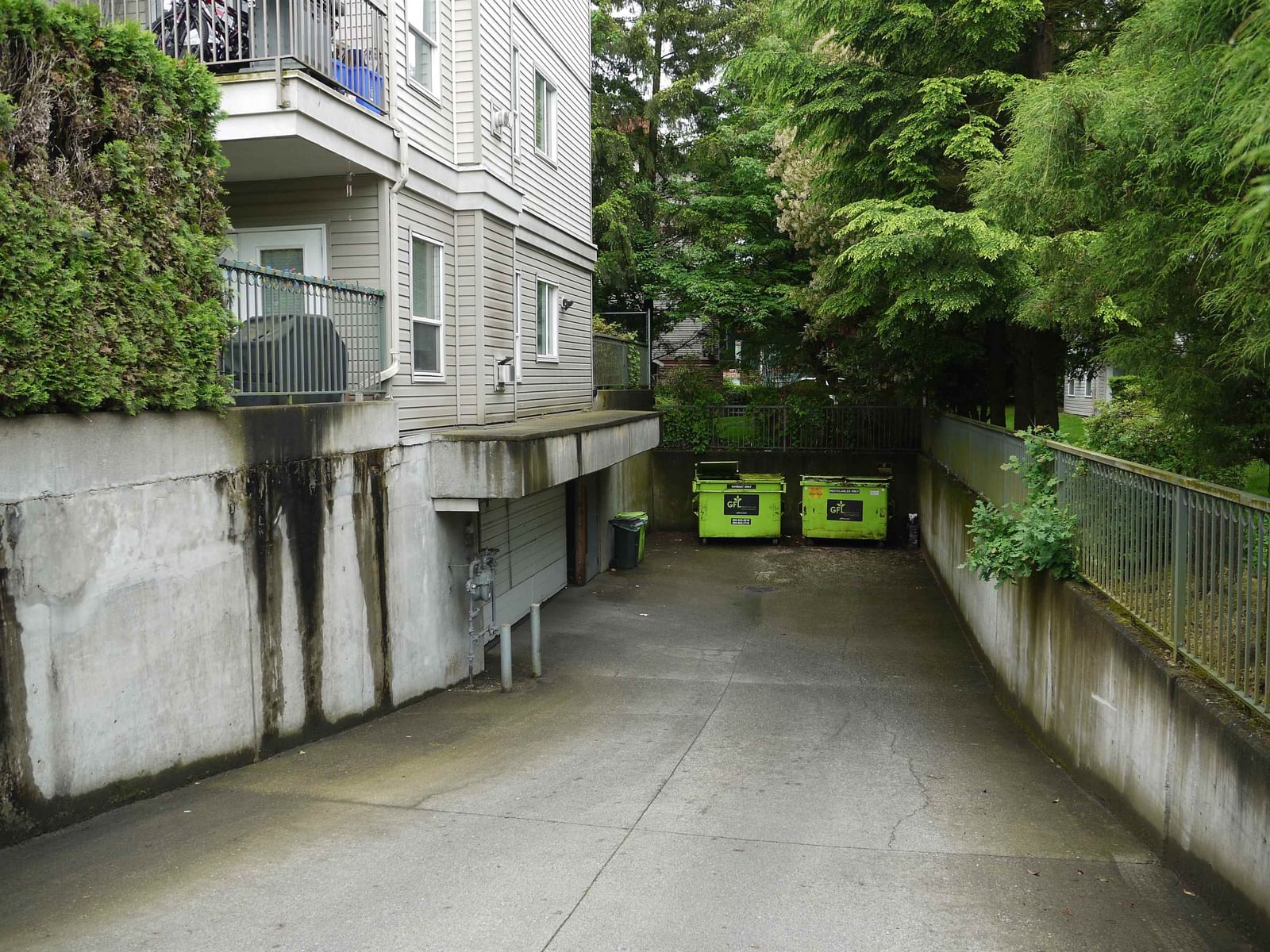 Listing Image 16