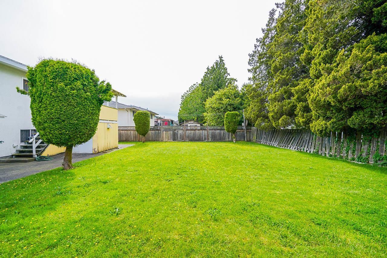 Listing Image 5