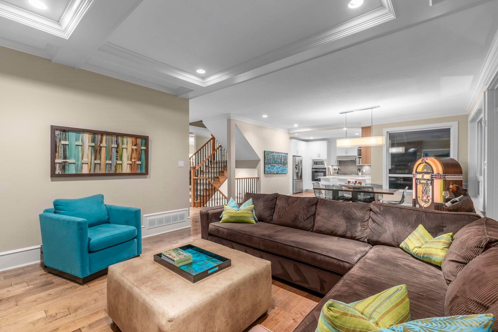 Listing Image 10