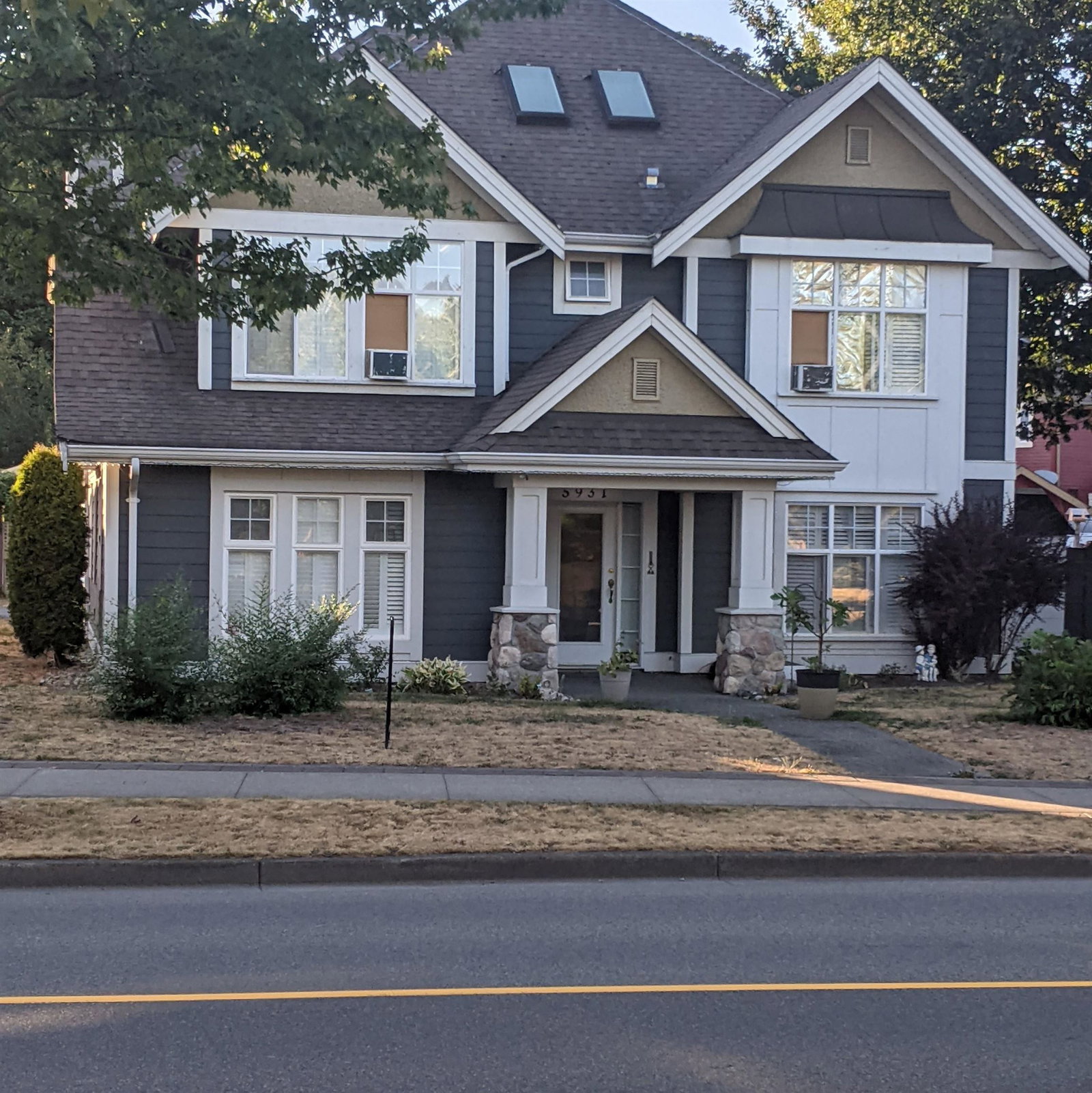 Listing Image 27