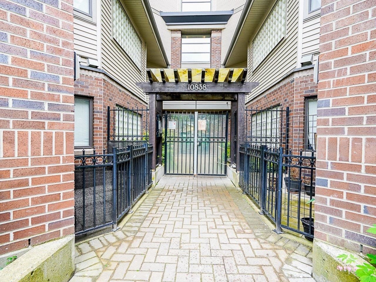 Listing Image 33