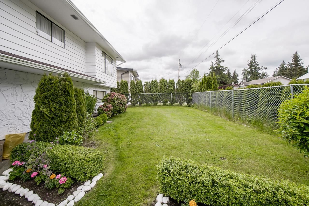 Listing Image 6