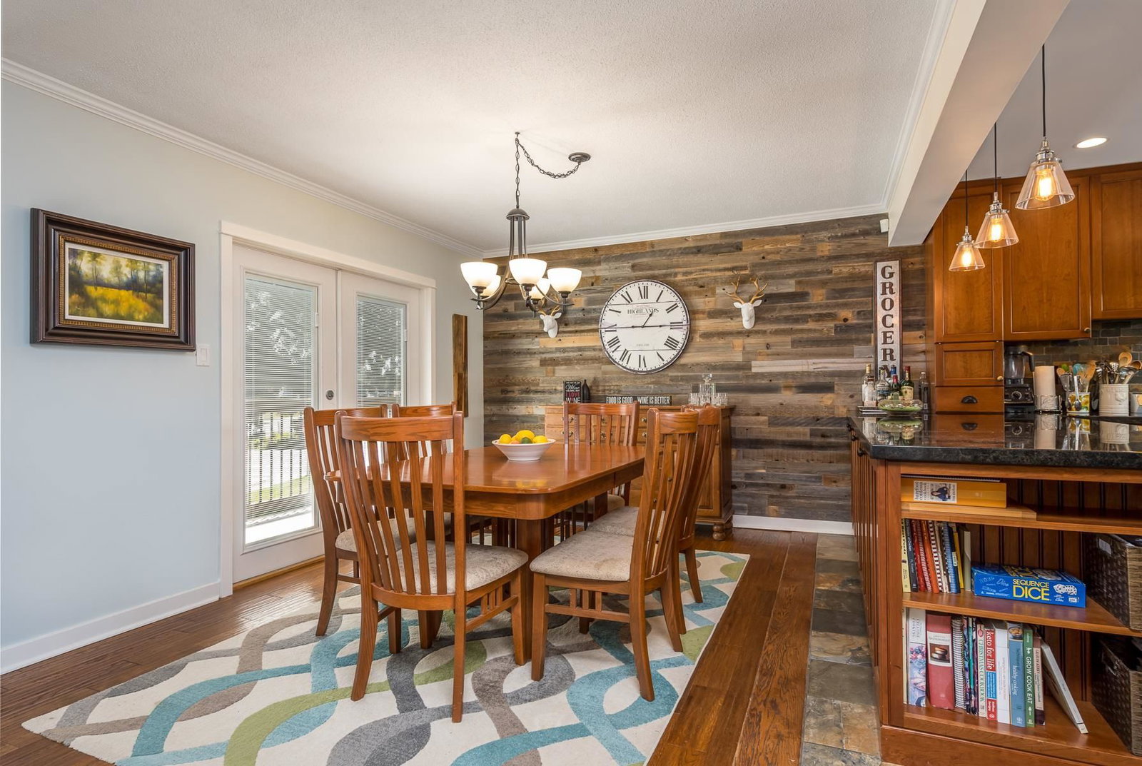 Listing Image 12