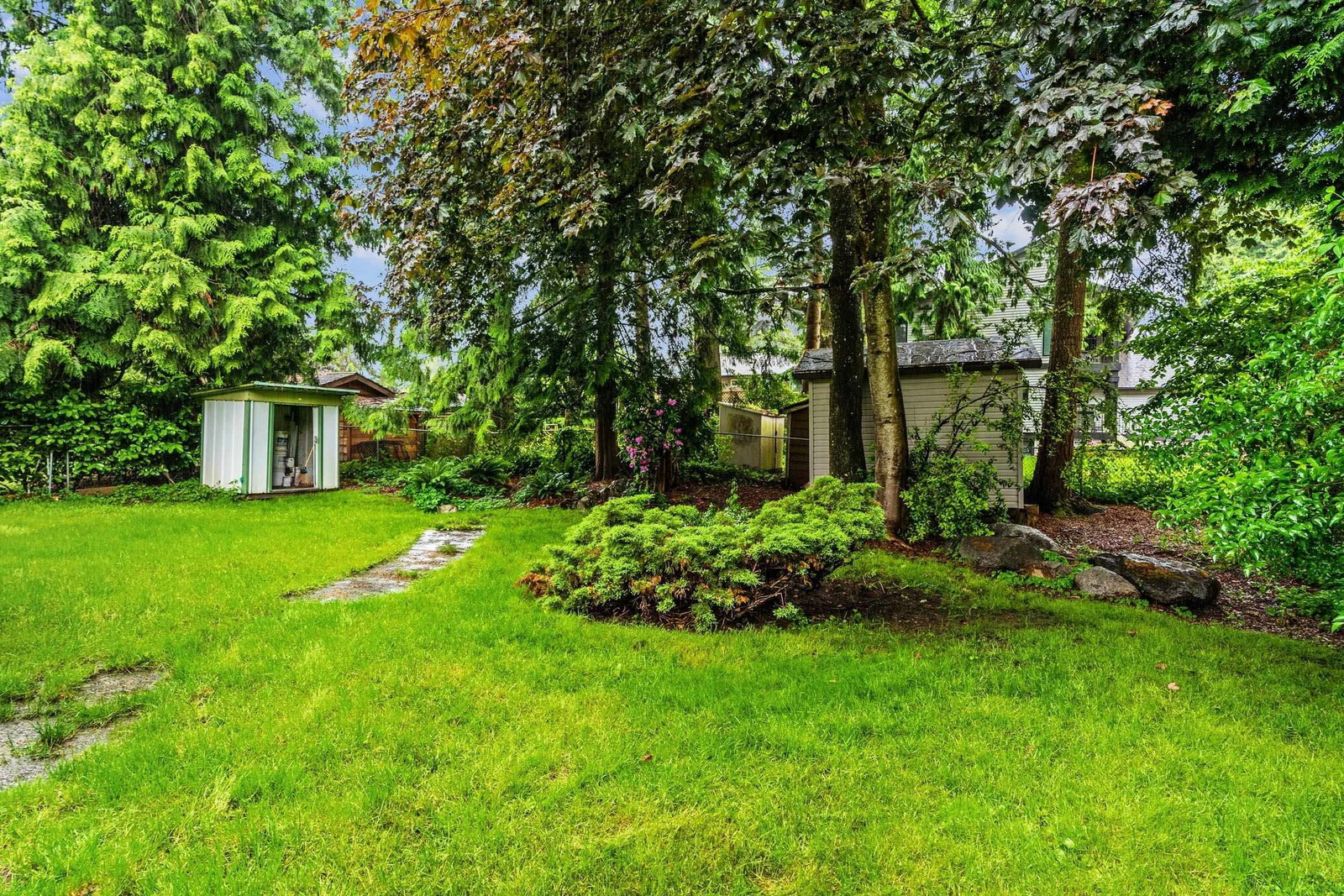 Listing Image 30