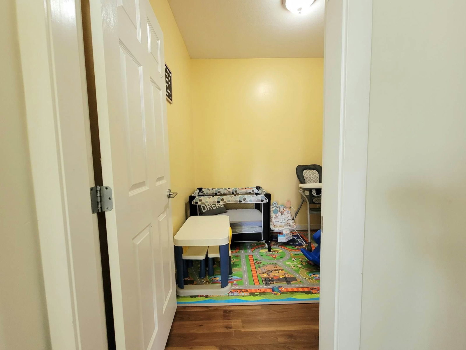 Listing Image 22