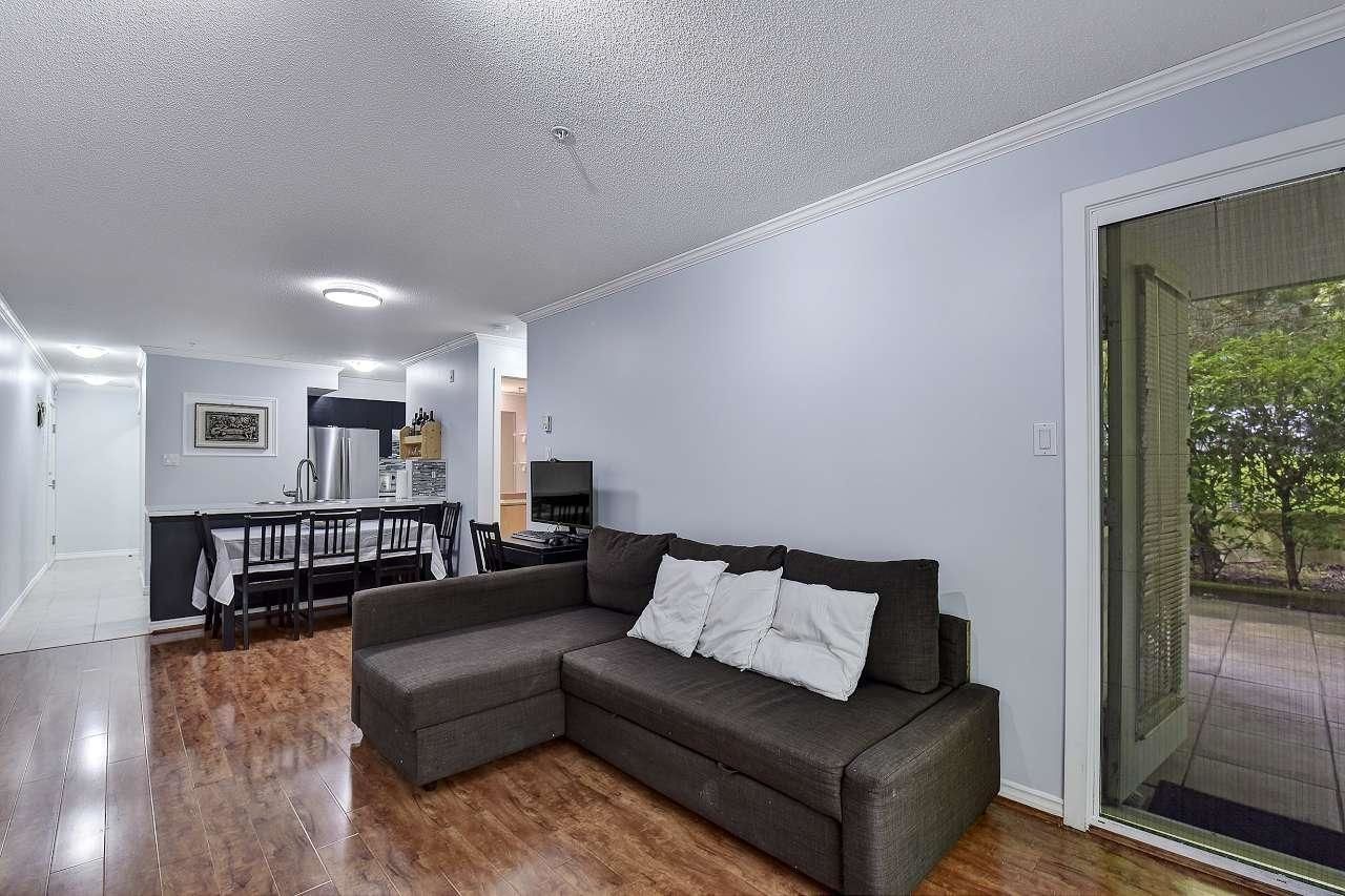 Listing Image 8