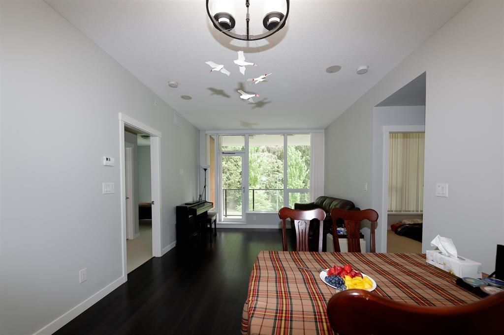 Listing Image 6