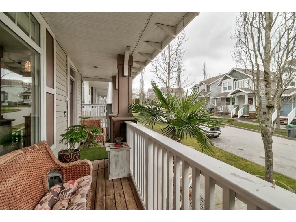 Listing Image 5