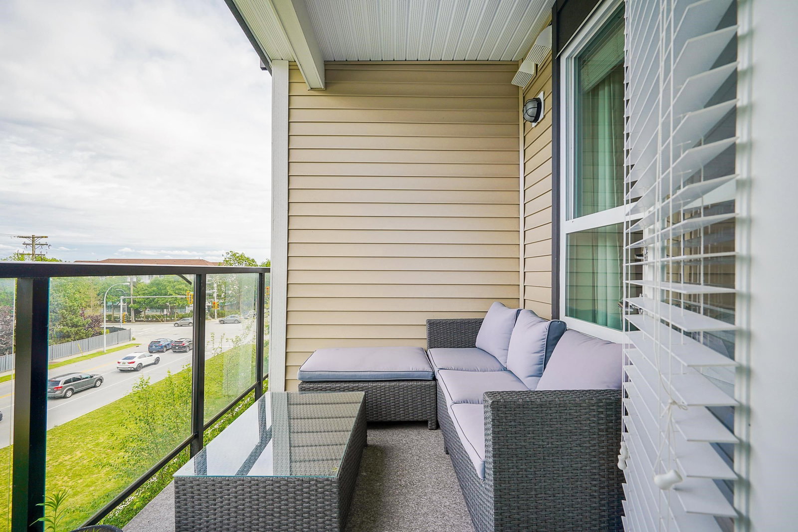 Listing Image 16