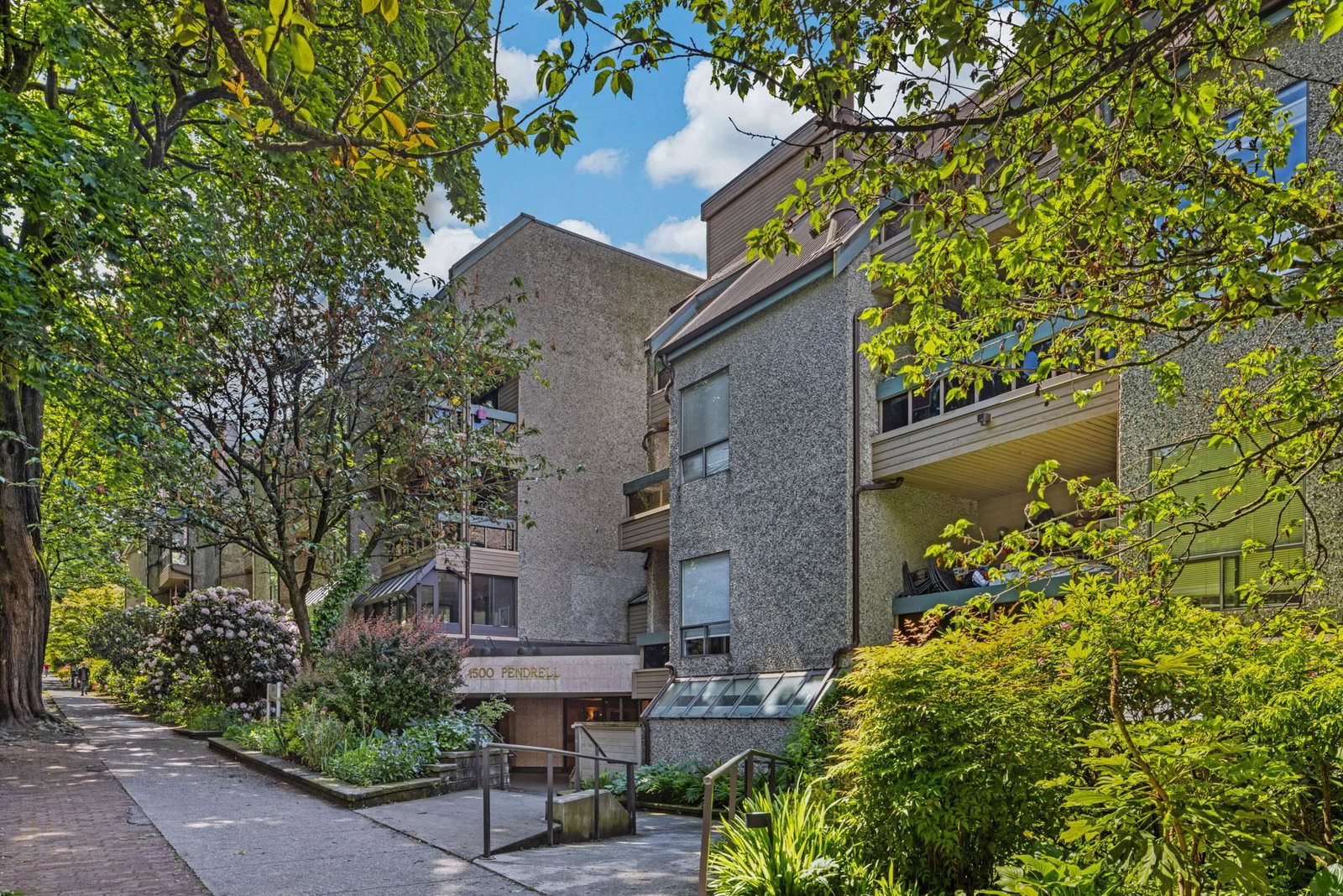 Listing Image 20