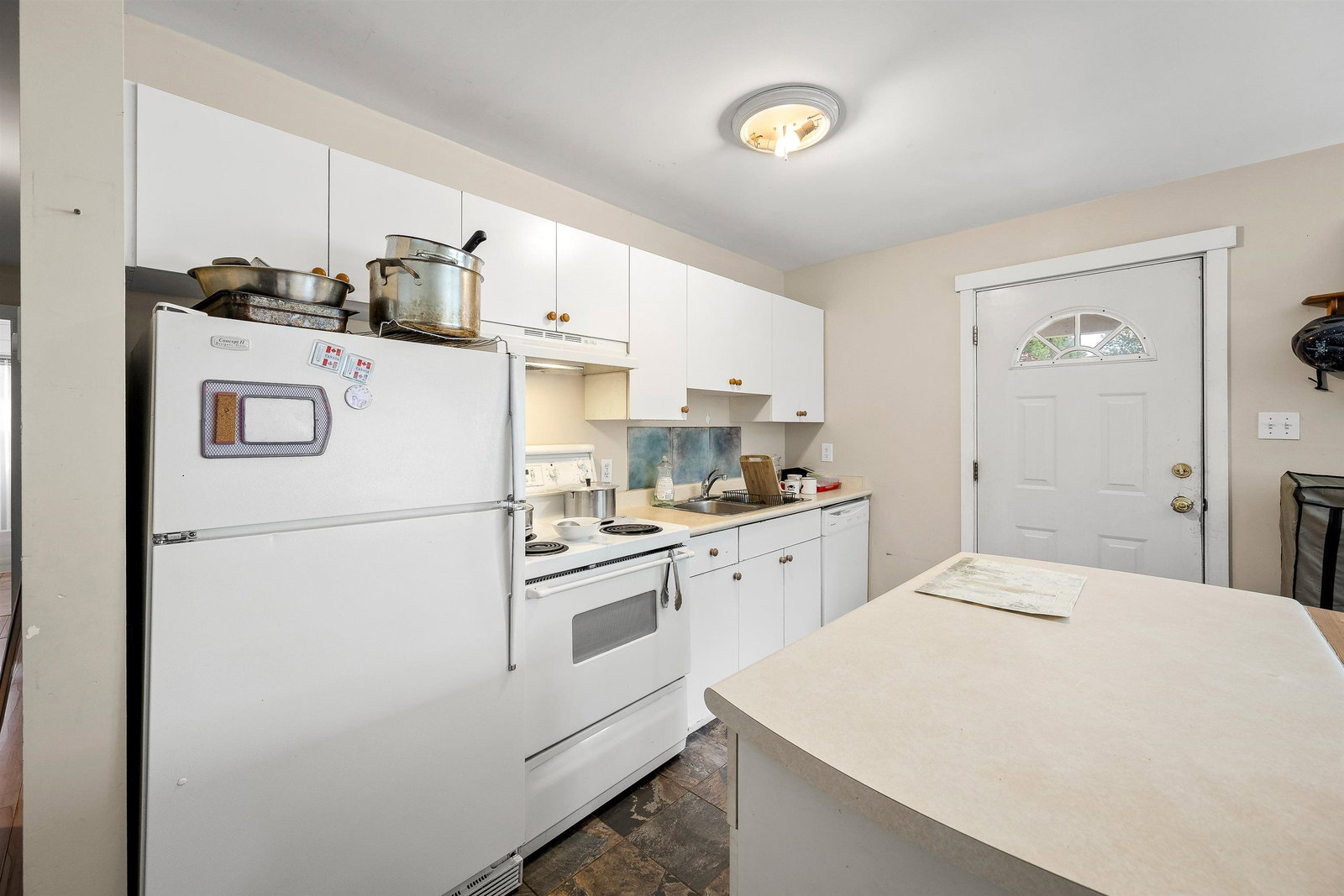 Listing Image 21