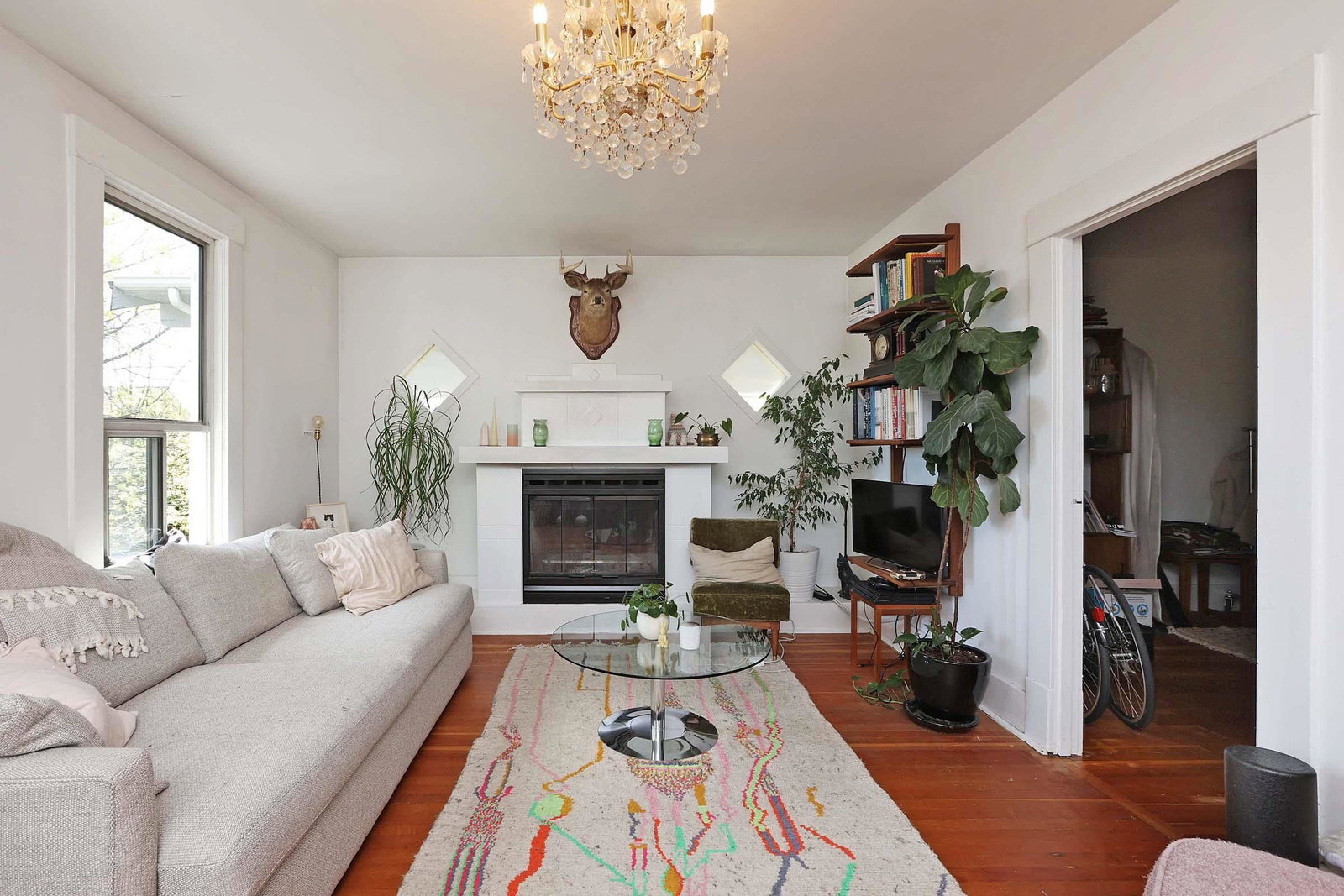 Listing Image 13