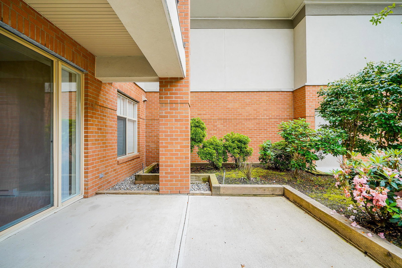 Listing Image 27