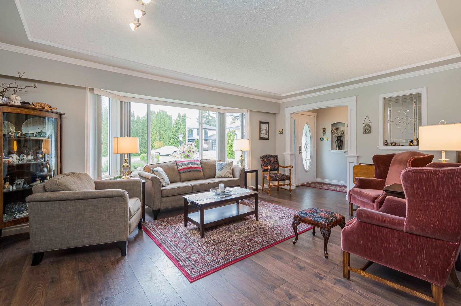 Listing Image 7