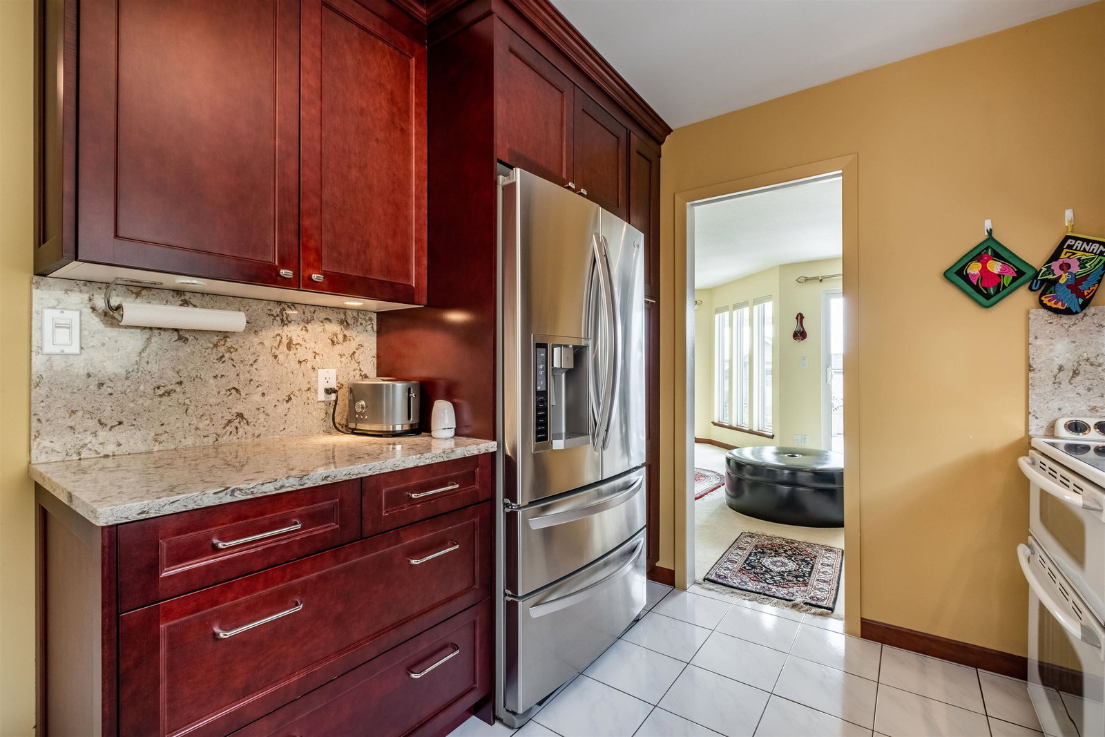 Listing Image 9