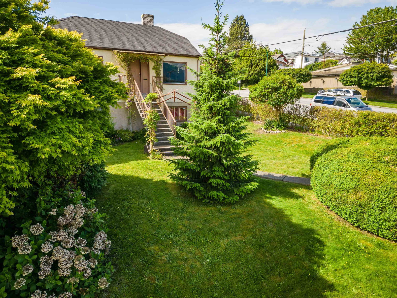 Listing Image 6