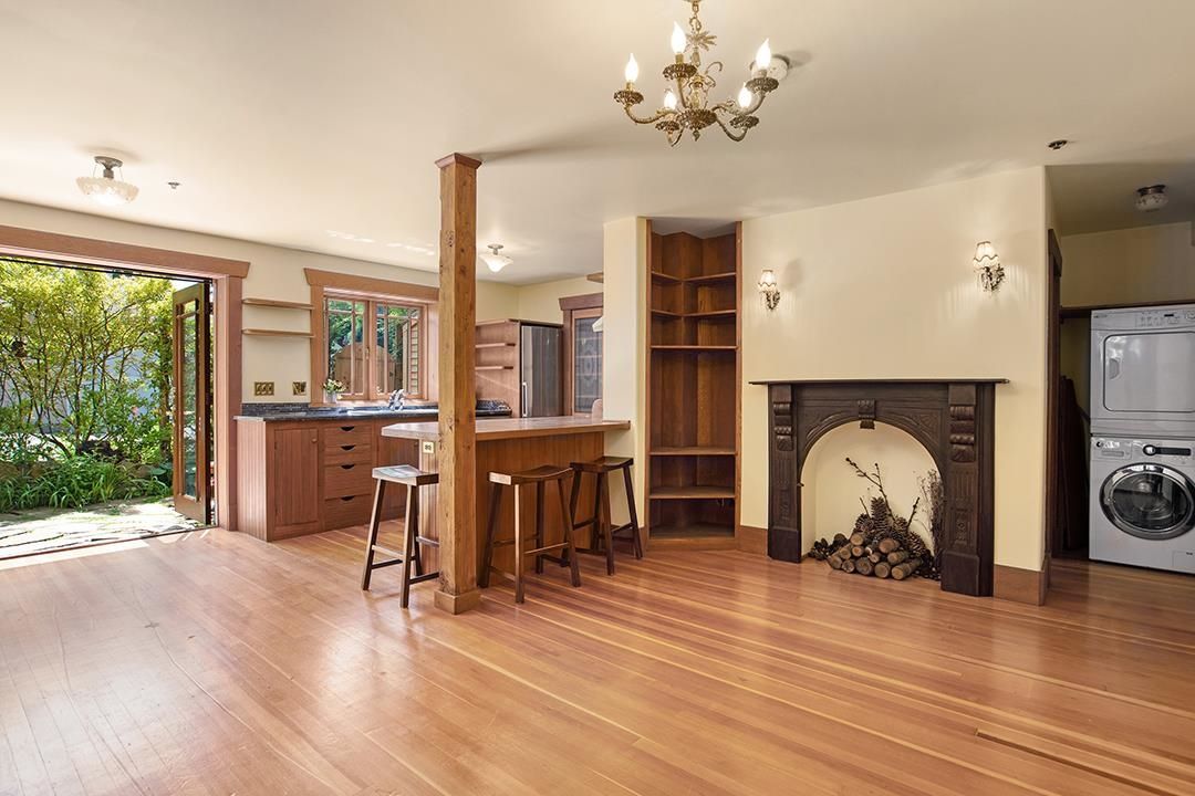 Listing Image 18