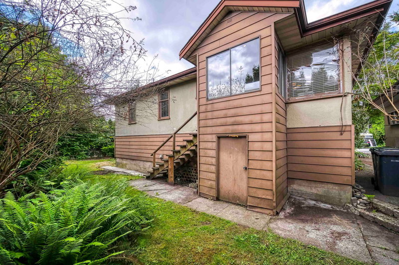 319 Dunlop Street, Coquitlam, V3K 3X3 | Image 3
