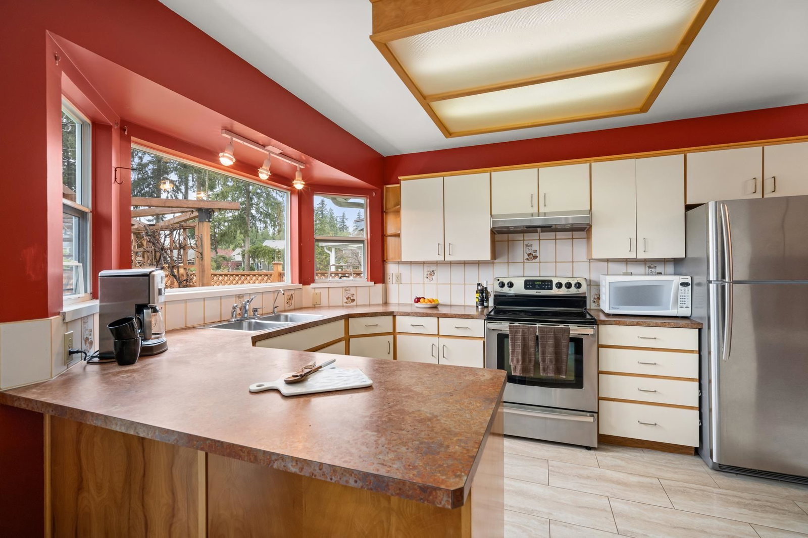 Listing Image 9